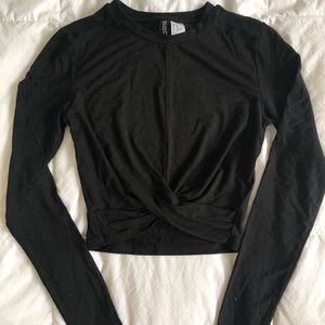 // H&M Long Sleeve Crop //